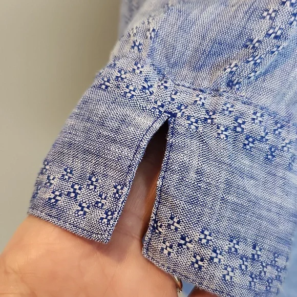 Chico's 100% Linen No Iron Blue Button-Up‎ Blouse Size 14 - Picture 10 of 12